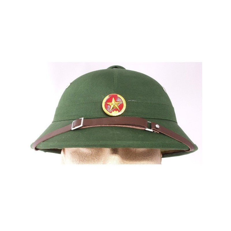 Vietcong Tropenhelm mit Abzeichen grün