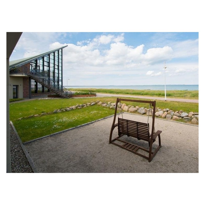 Rügen: Premium-Apartments mit Dachterrasse am feinen Sandstrand von Glowe