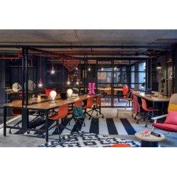 Moxy Lisbon City