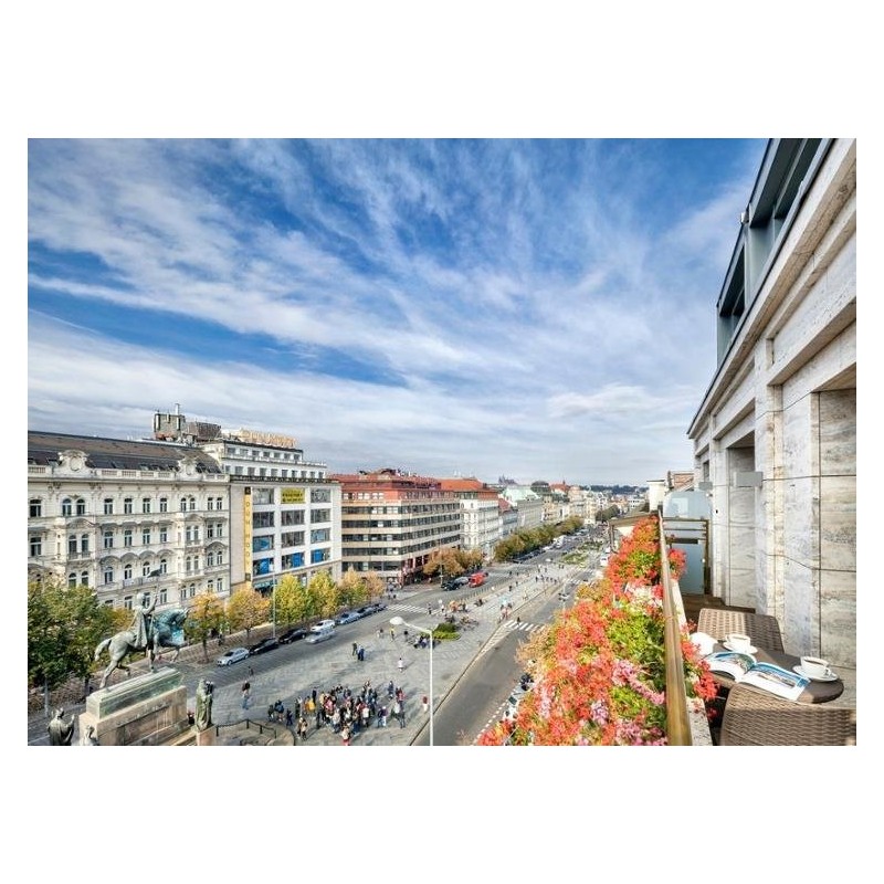 Prag - Luxuriöses Hotel mit Blick auf das UNESCO-Welterbe Nationalmuseum